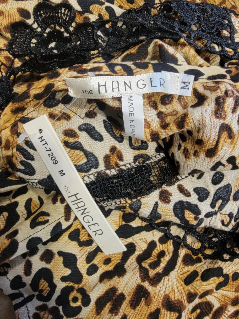 The Hanger Size M Leopard Print Tank Top with Lace Back Straps, NEW with Tag - Picture 11 of 12